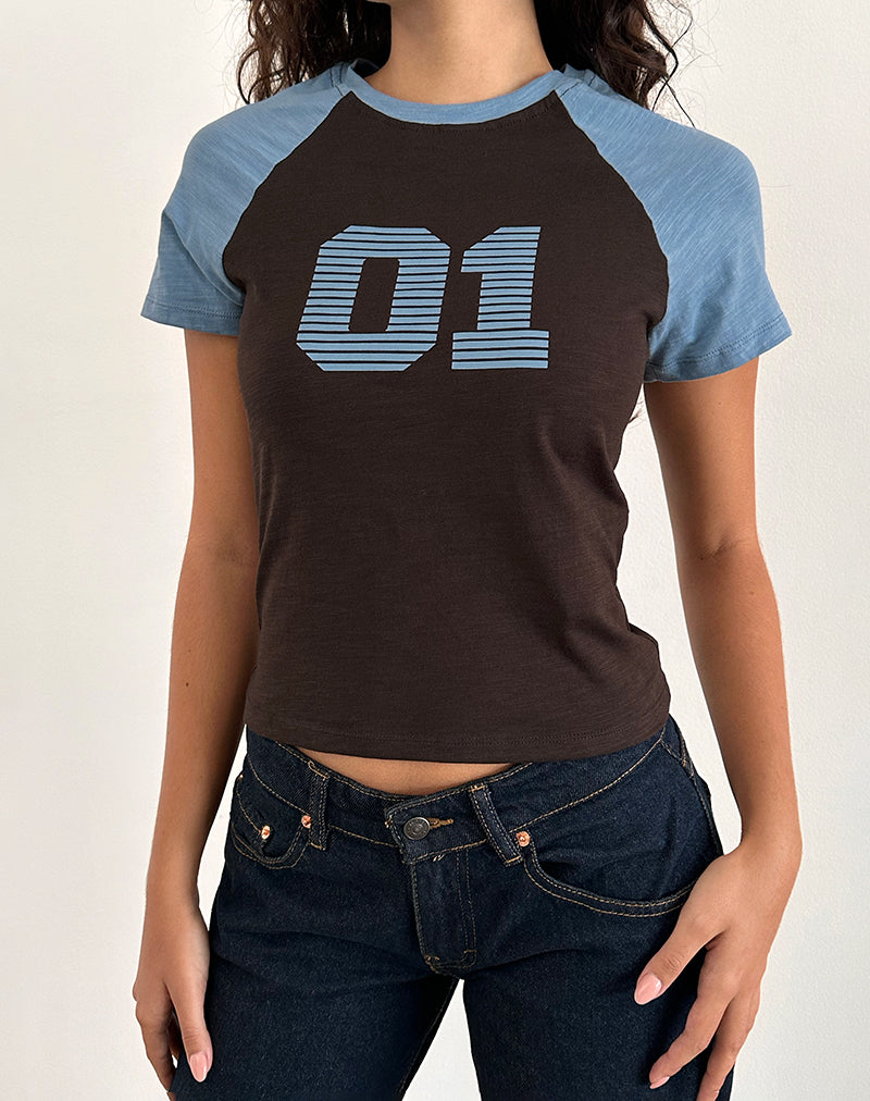 Agneta T-shirt in combinatie van chocoladebruin en asblauw