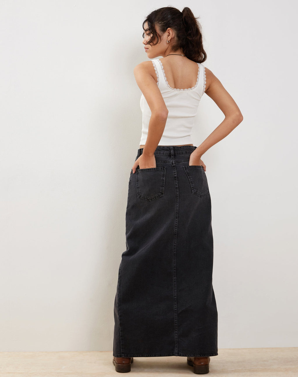 Carillo Kanten Vest Top in Wit