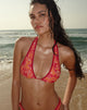 Afbeelding van Cerry Bikinitop in Floral Fun Orange met Contrasterende Binding