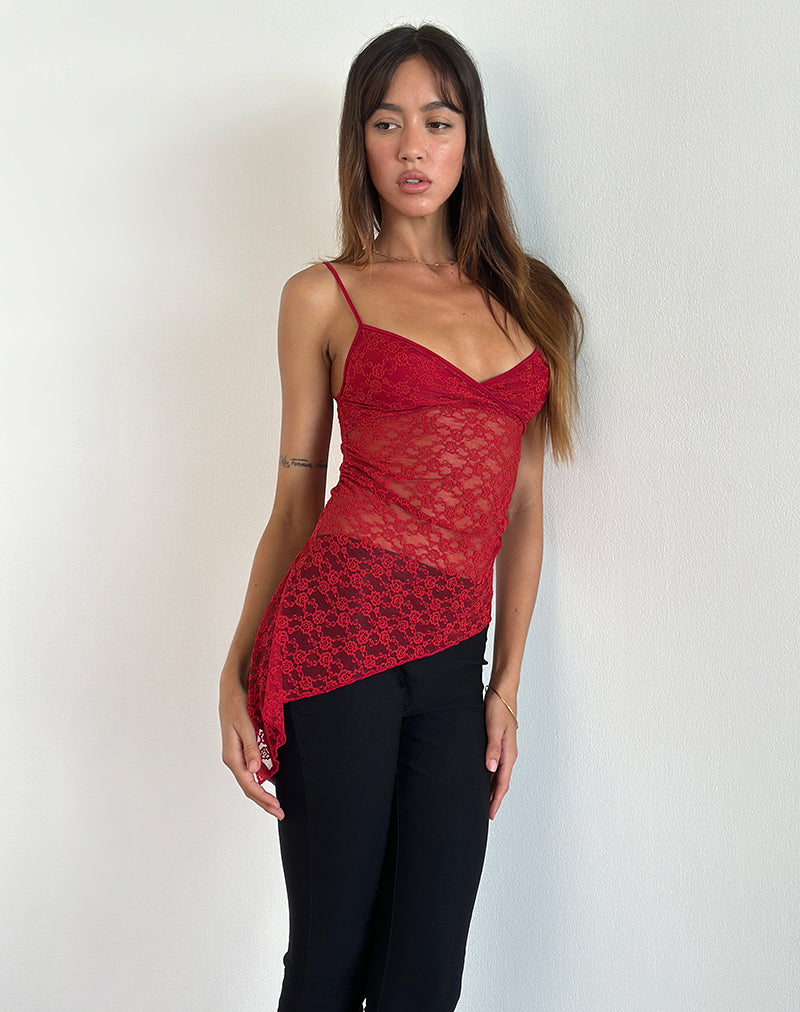Kacha Asymmetrische Cami Top in Rode Mari Kant