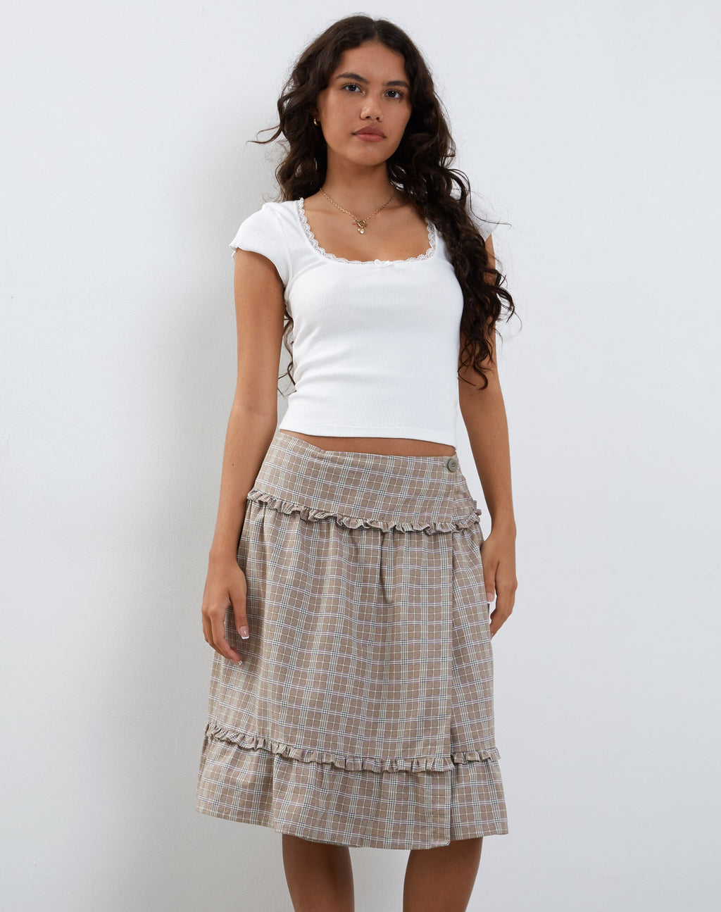 Kasya Frill Hem Wrap Midi rok in Taupe Check
