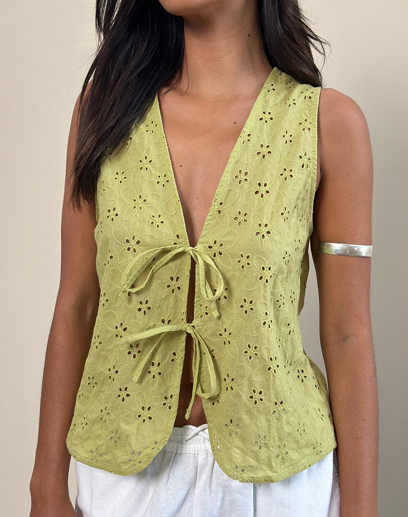 Kayve Top met striksluiting in Little Daisy Broderie Lime