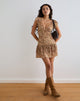 Afbeelding van Lotri Wrap Mini Dress in Cluster Floral Bruin