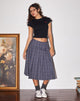 Afbeelding van Catelyn Geplooide Midi Rok in Navy Ruit