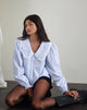 Afbeelding van Nelcy Oversized Collared Shirt in Kleine Verticale Streep Blauw