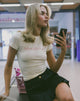 Afbeelding van Sutin T-shirt in Buttermilk met Dear Darlings-opdruk