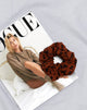 Afbeelding van Scrunchie in Dainty Daisy Bombay Bruin