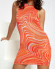 Afbeelding van Motel X Barbara Kristoffersen Brigitta Mini Dress in 70s Ripple Mandarijn