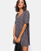 Afbeelding van Crosena Swing Dress in Ditsy Rose Zwart