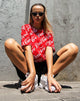 Afbeelding van Oversize Basic Tee in Red Don't Care Full Print