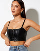 Afbeelding van Nindy Crop Top in PU Zwart met Witte Stiksels