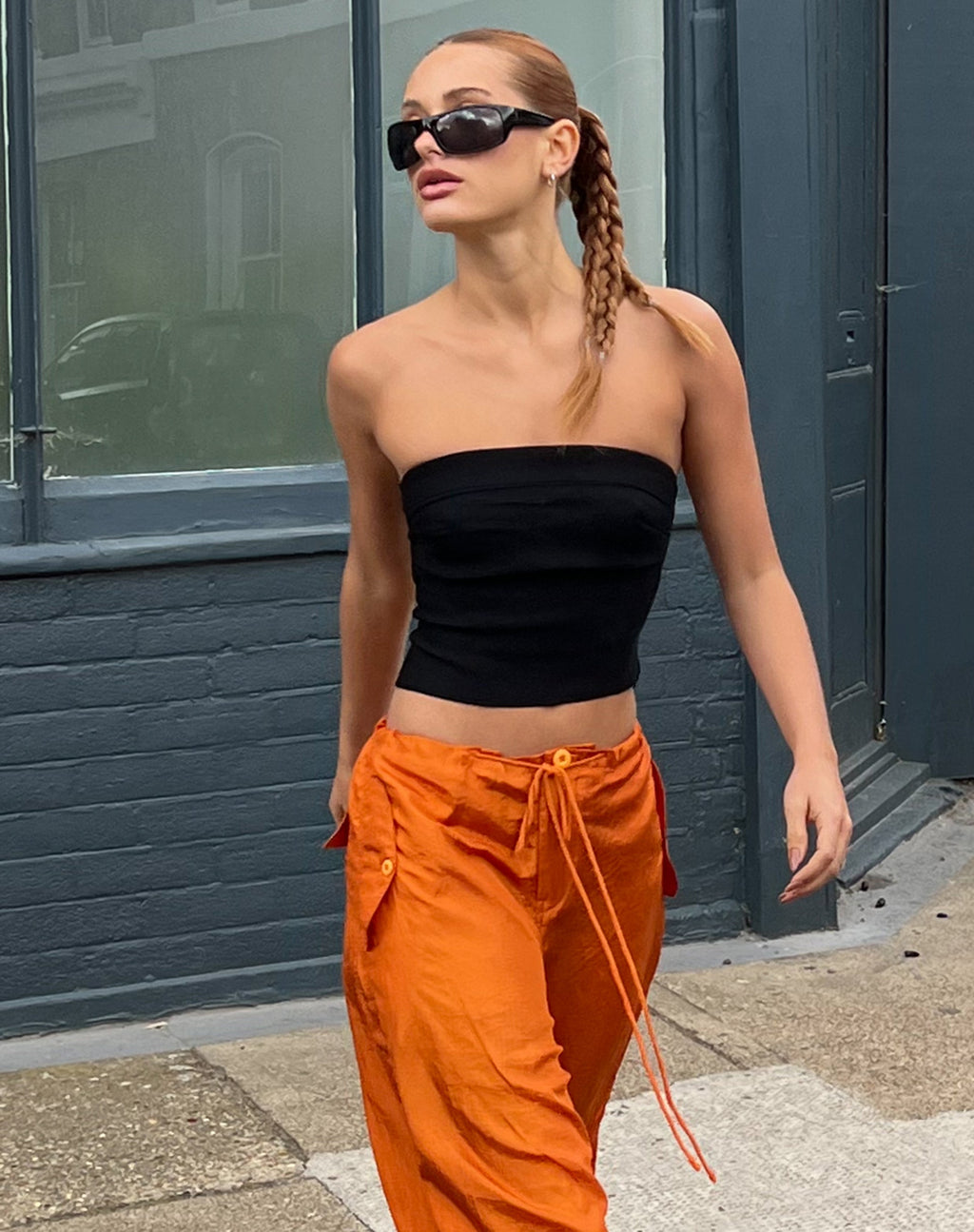 Salus Getailleerde Bandeau Top in Zwart