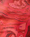 Roze bloemblaadjes rood