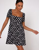 Afbeelding van Thalia Babydoll Jurk in 90s Daisy Zwart-Wit