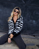 Afbeelding van Uriela Vest in gebreide zebra zwart-wit