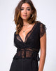 Afbeelding van Veronica Wrap Top in Romantic Lace Zwart