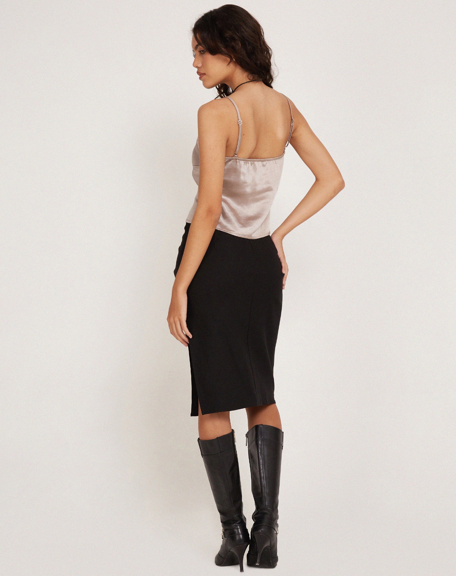 Afbeelding van Adalia Cami Top in Satijn Champagne
