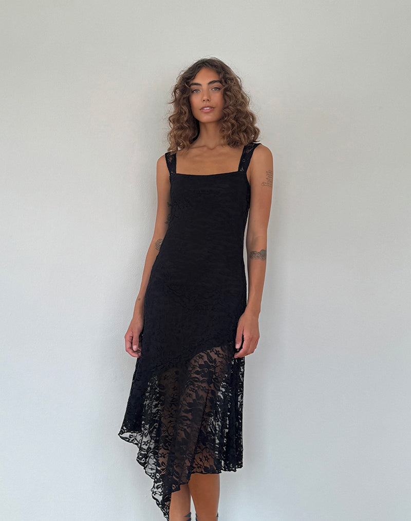Afbeelding van Adeliza Asymmetrische Midi-jurk in Jet Black met bloemenkant