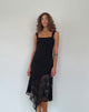 Afbeelding van Adeliza Asymmetrische Midi-jurk in Jet Black met bloemenkant