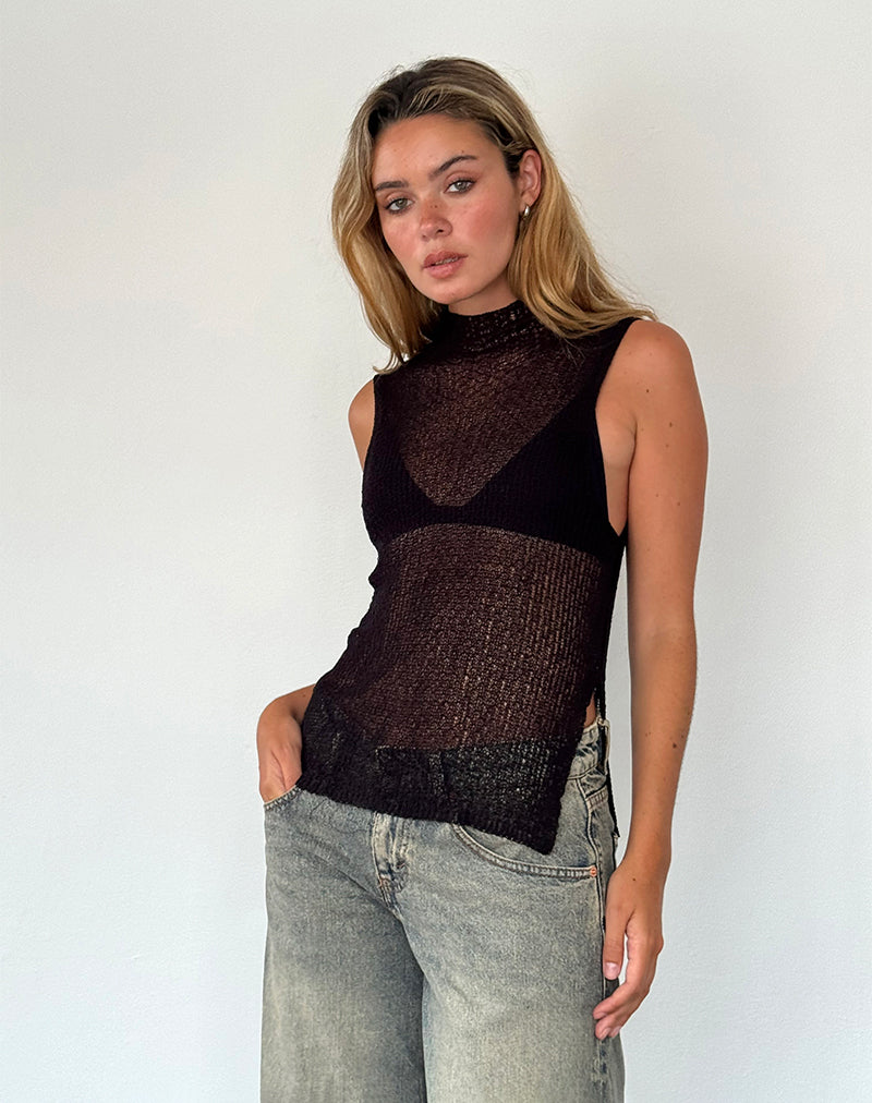 Agnes Mouwloze Sheer Knit Tank in Zwart