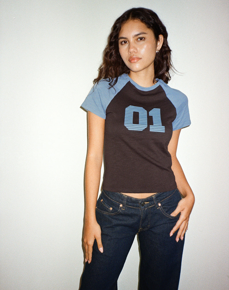 Agneta T-shirt in combinatie van chocoladebruin en asblauw