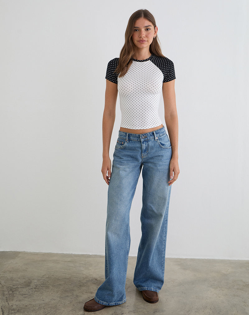 Afbeelding van Agneta T-shirt in wit en zwart met micro-polkadotprint