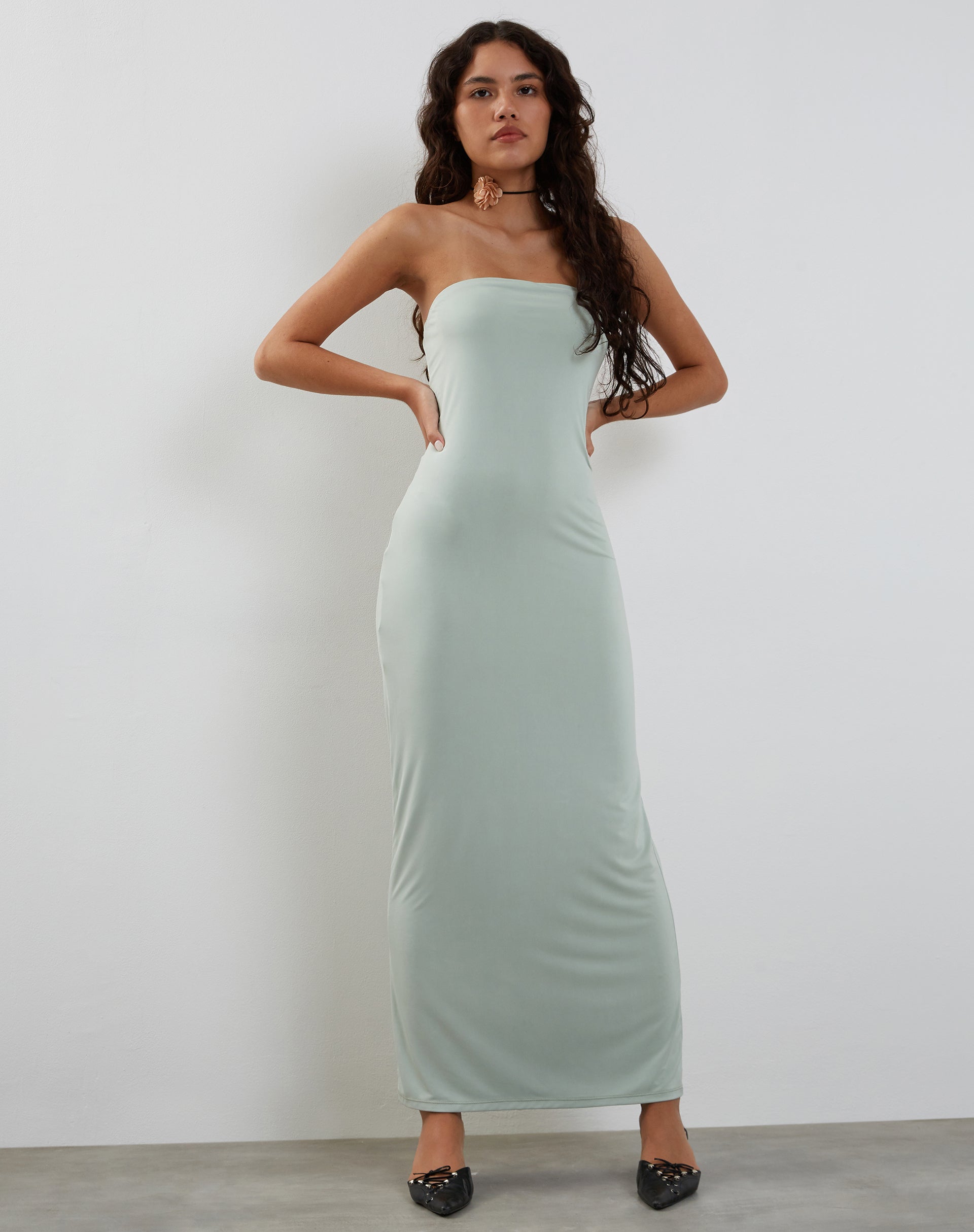 Afbeelding van Annalise Bandeau Slinky Maxi Dress in Mint