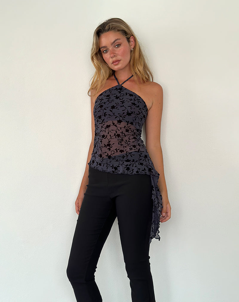 Afbeelding van Arabella Haltertop in Pretty Petal Flock Navy