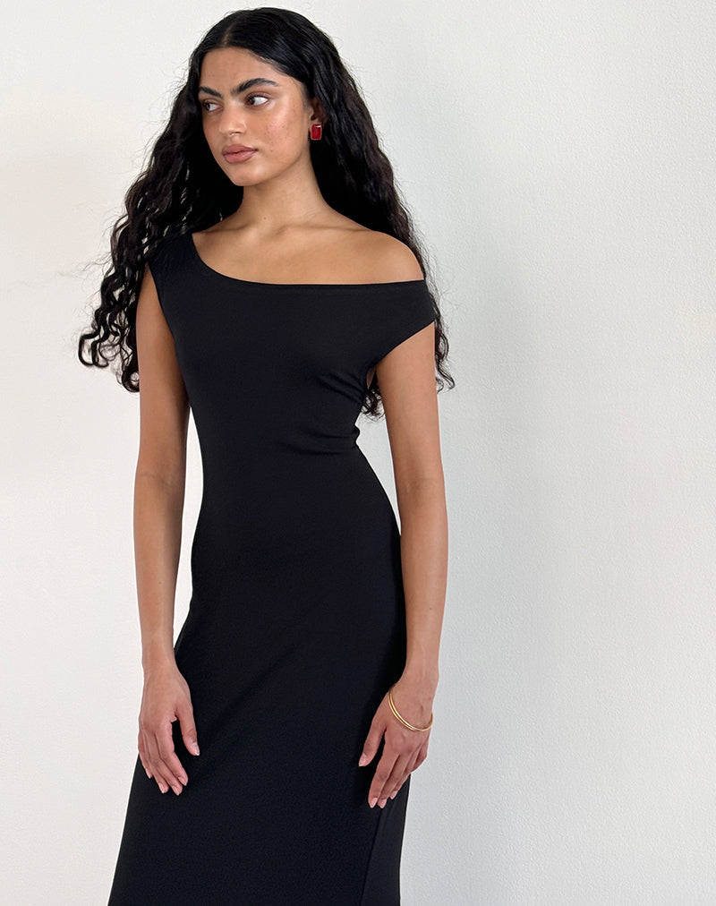 Afbeelding van Ardita Asymmetrische Ribgebreide Maxi Dress in Zwart