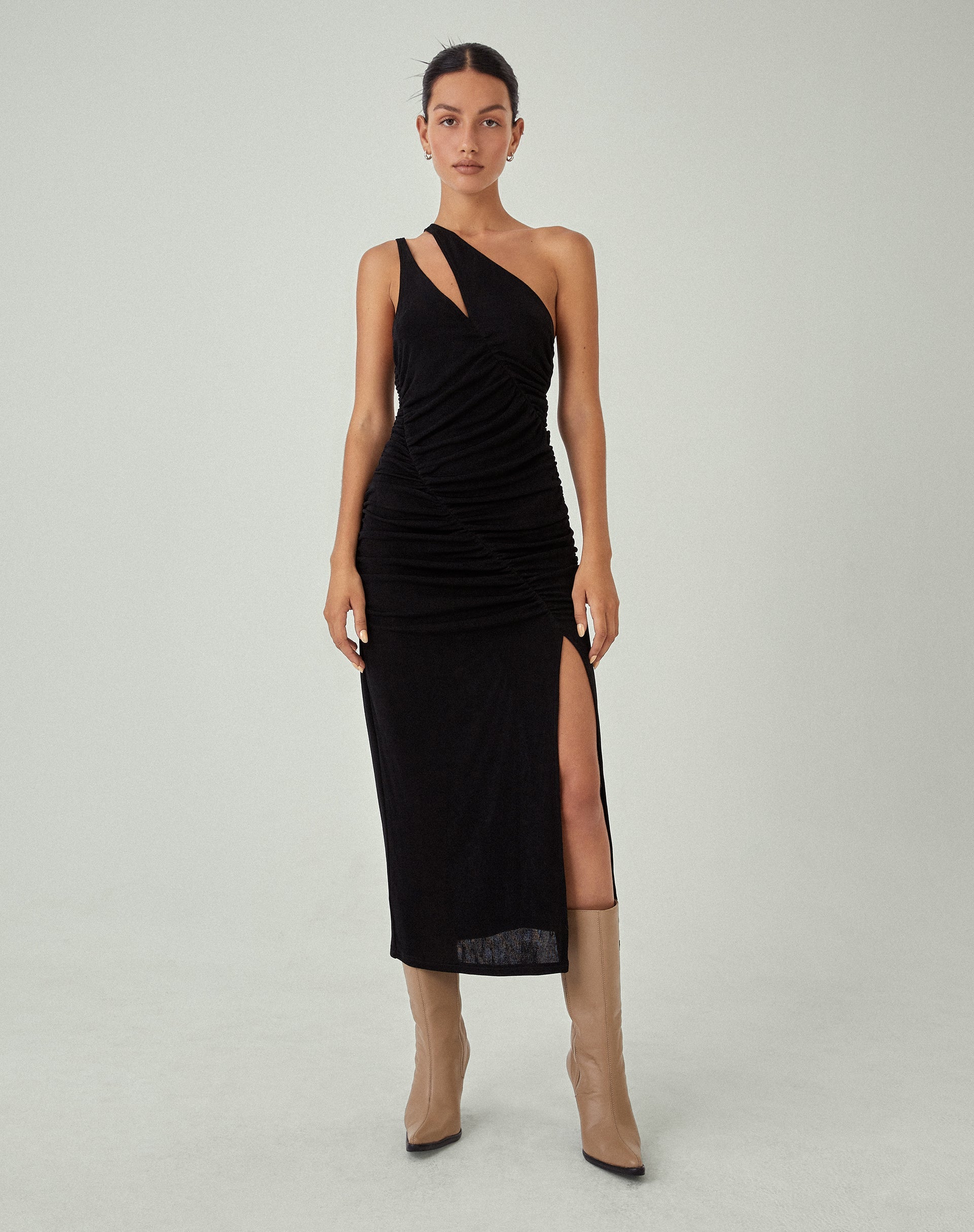 Afbeelding van MOTEL X JACQUIE Arista Midi Dress in Zwart