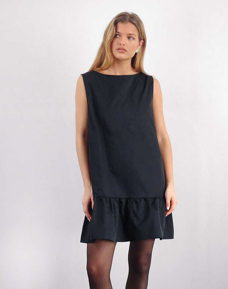 Afbeelding van Arkana Babydoll Mini Jurk in Zwart Taft