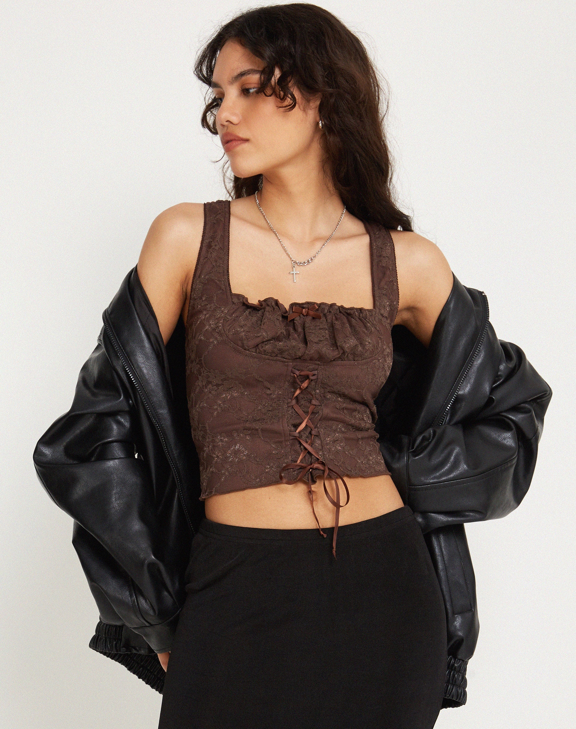 Afbeelding van Asahi Crop Top in Lace Chestnut Brown