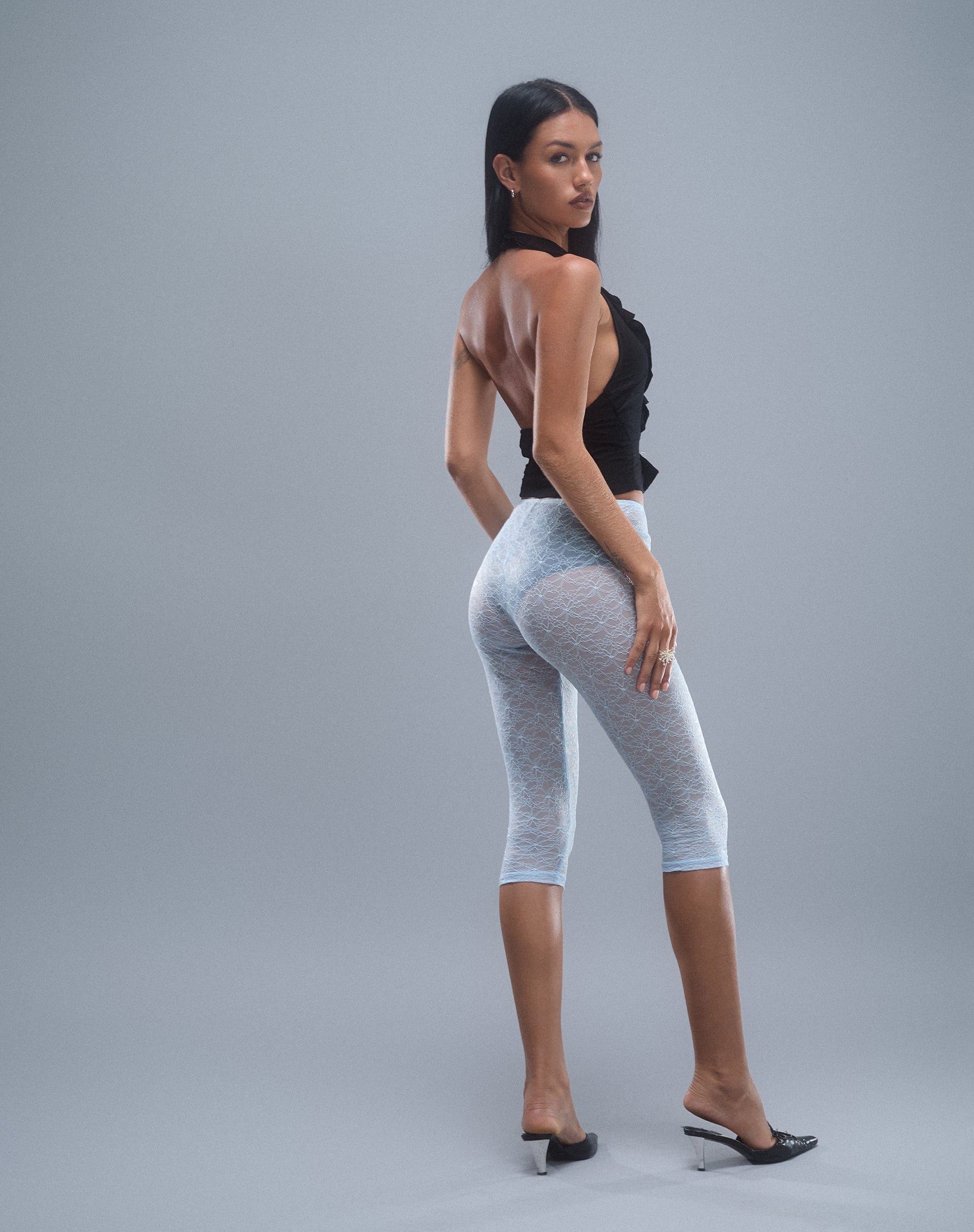 Afbeelding van Kalima Lace Cropped Capri Broek in Baby Blauw