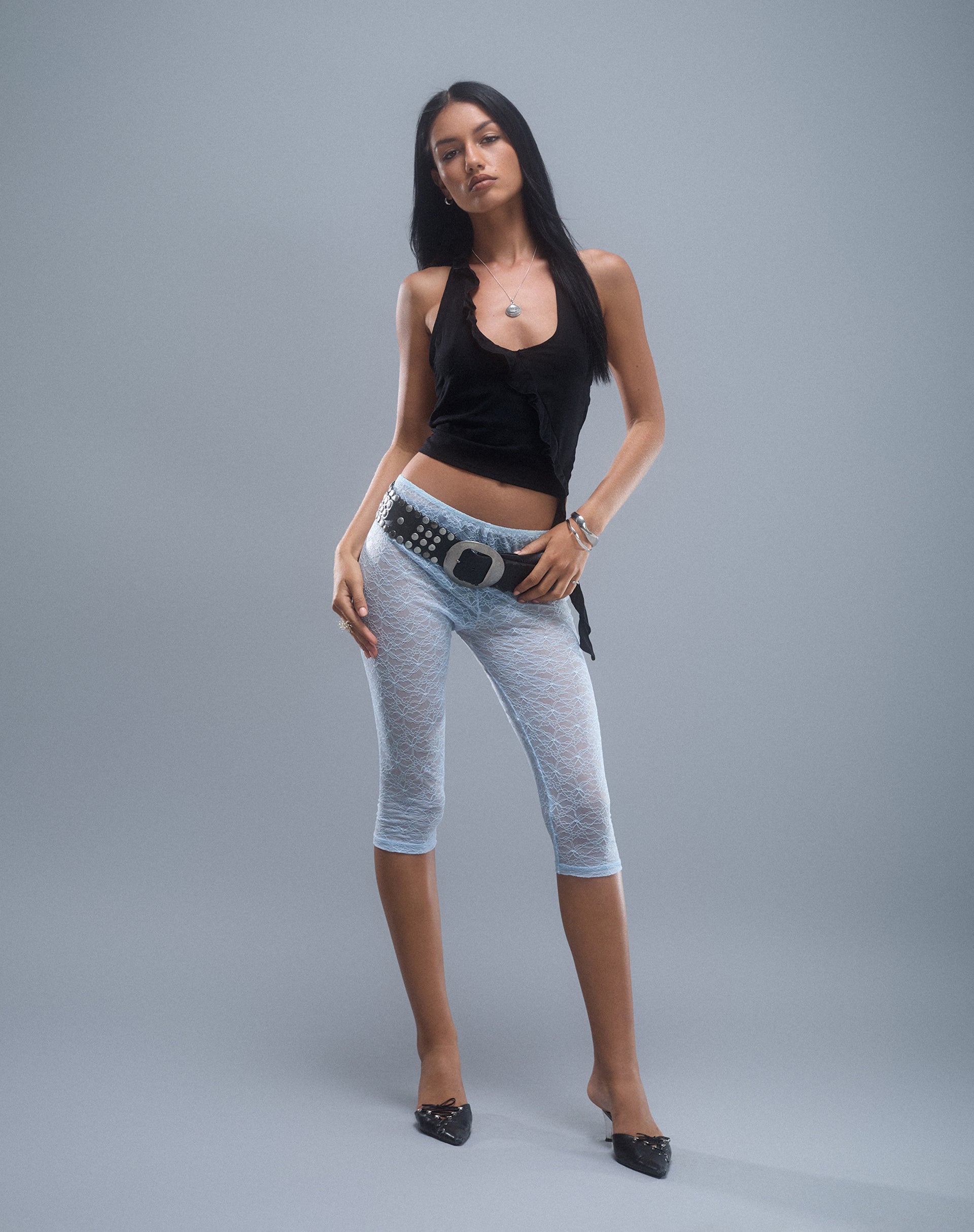 Afbeelding van Kalima Lace Cropped Capri Broek in Baby Blauw