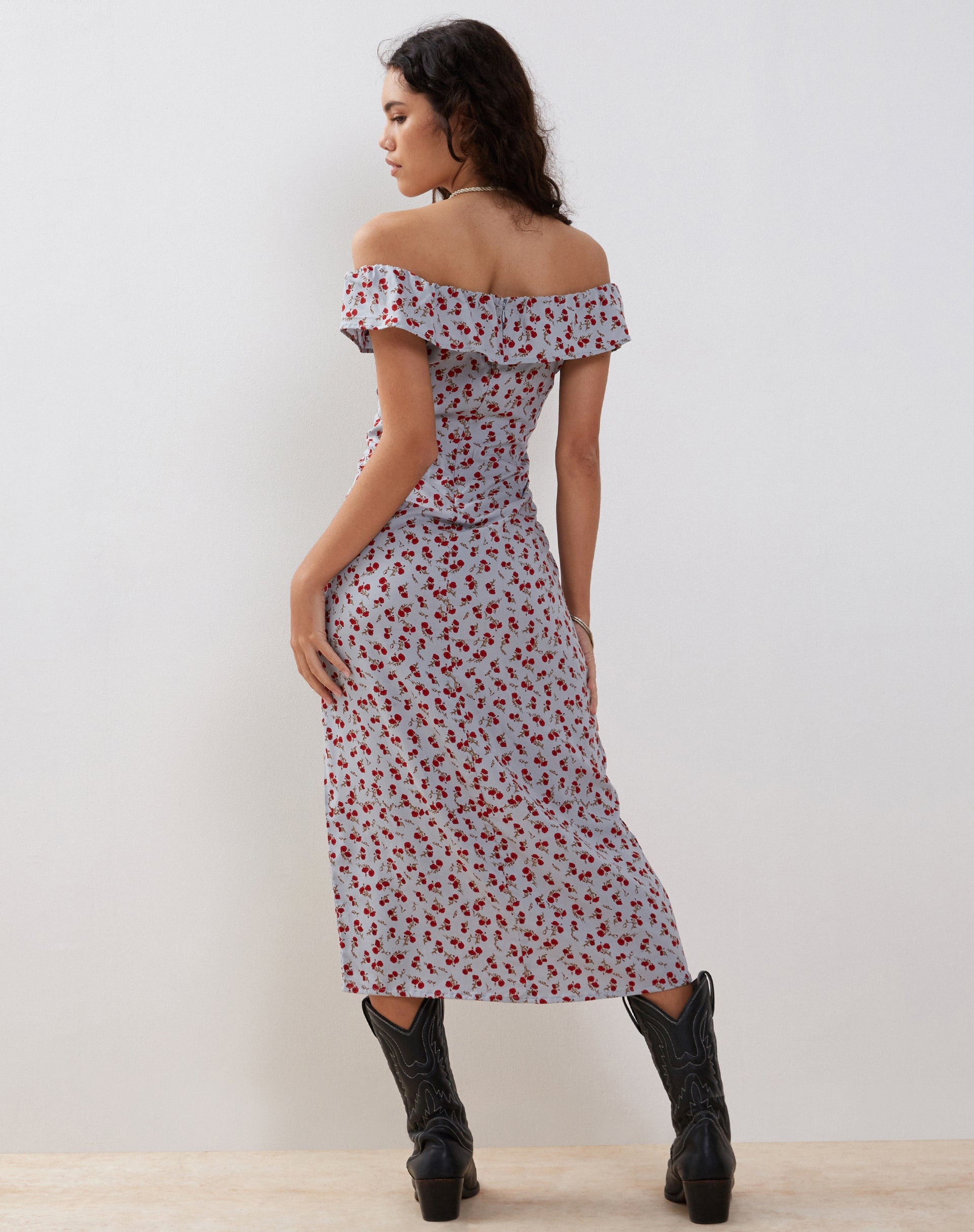 Afbeelding van Ayudia Bardot Midi Dress in Blauw Bloemig Ditsy