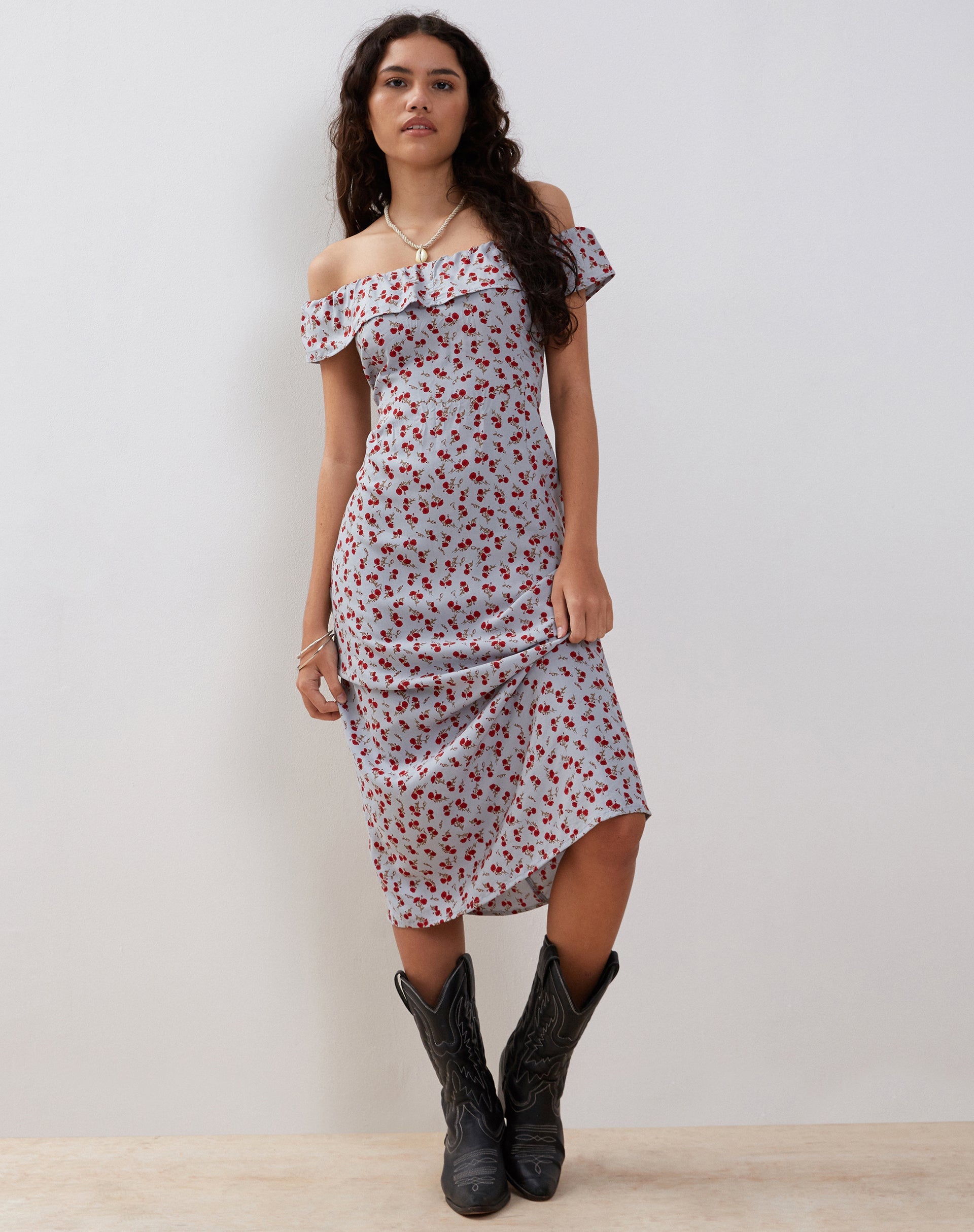 Afbeelding van Ayudia Bardot Midi Dress in Blauw Bloemig Ditsy
