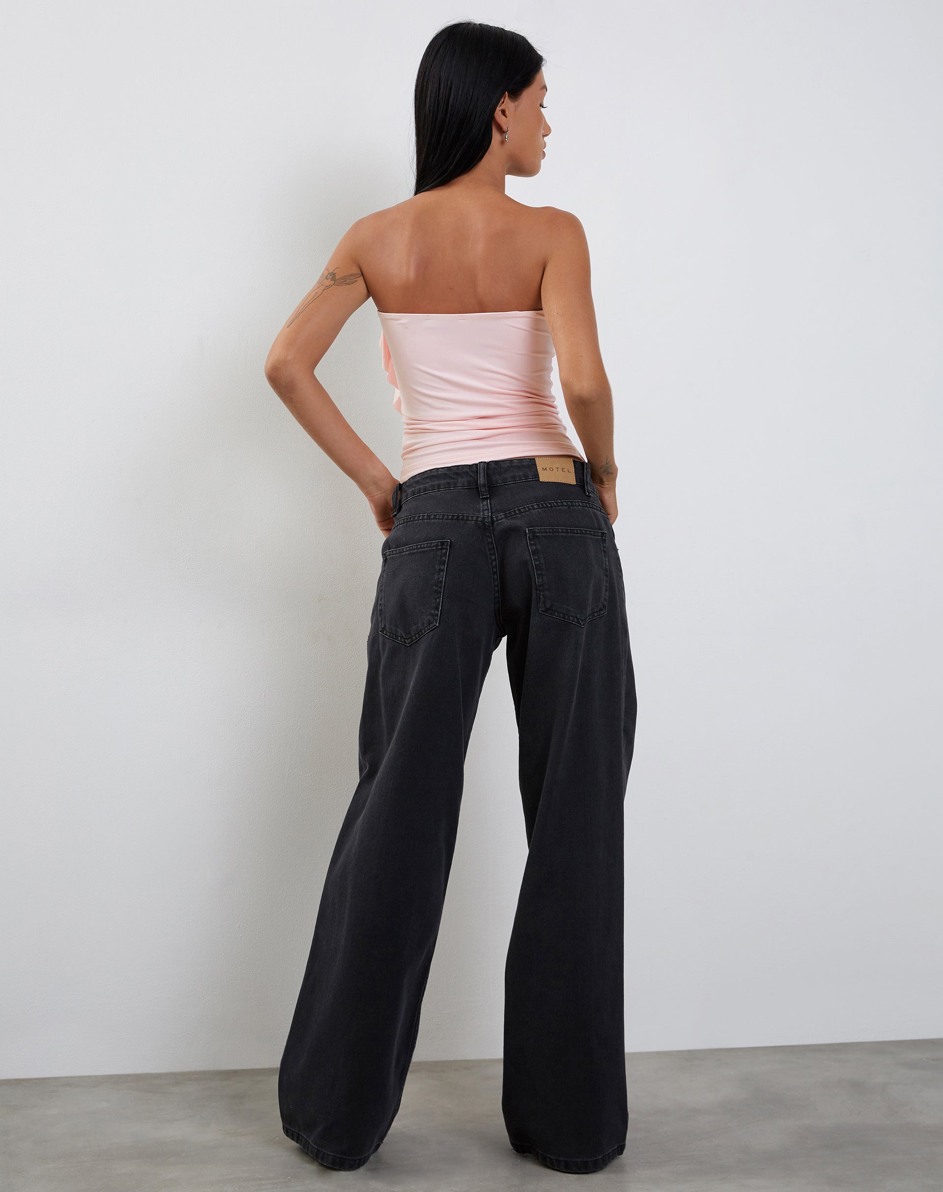 Afbeelding van Baylin Bandeau Top met ruches in babyroze