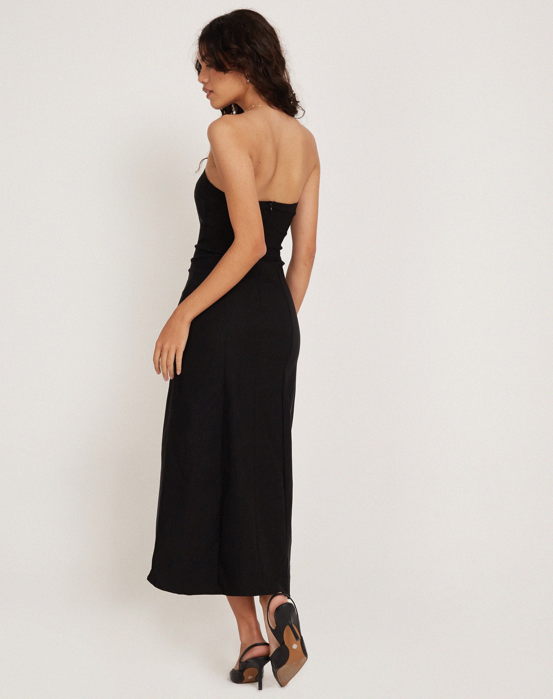 Afbeelding van Bellini Bandeau Midi Dress in Zwart