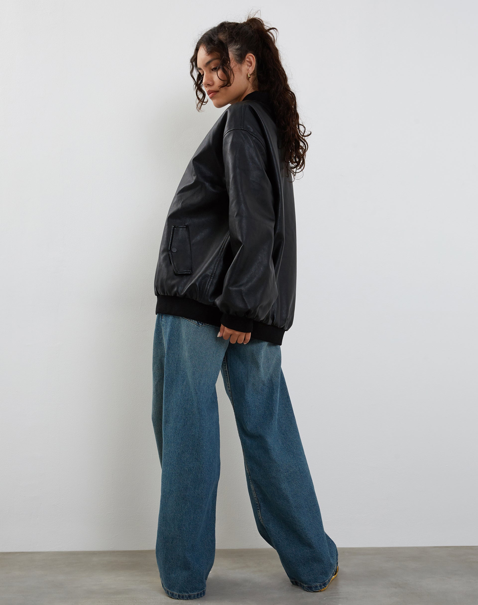 Afbeelding van Benta Jacket in PU Zwart