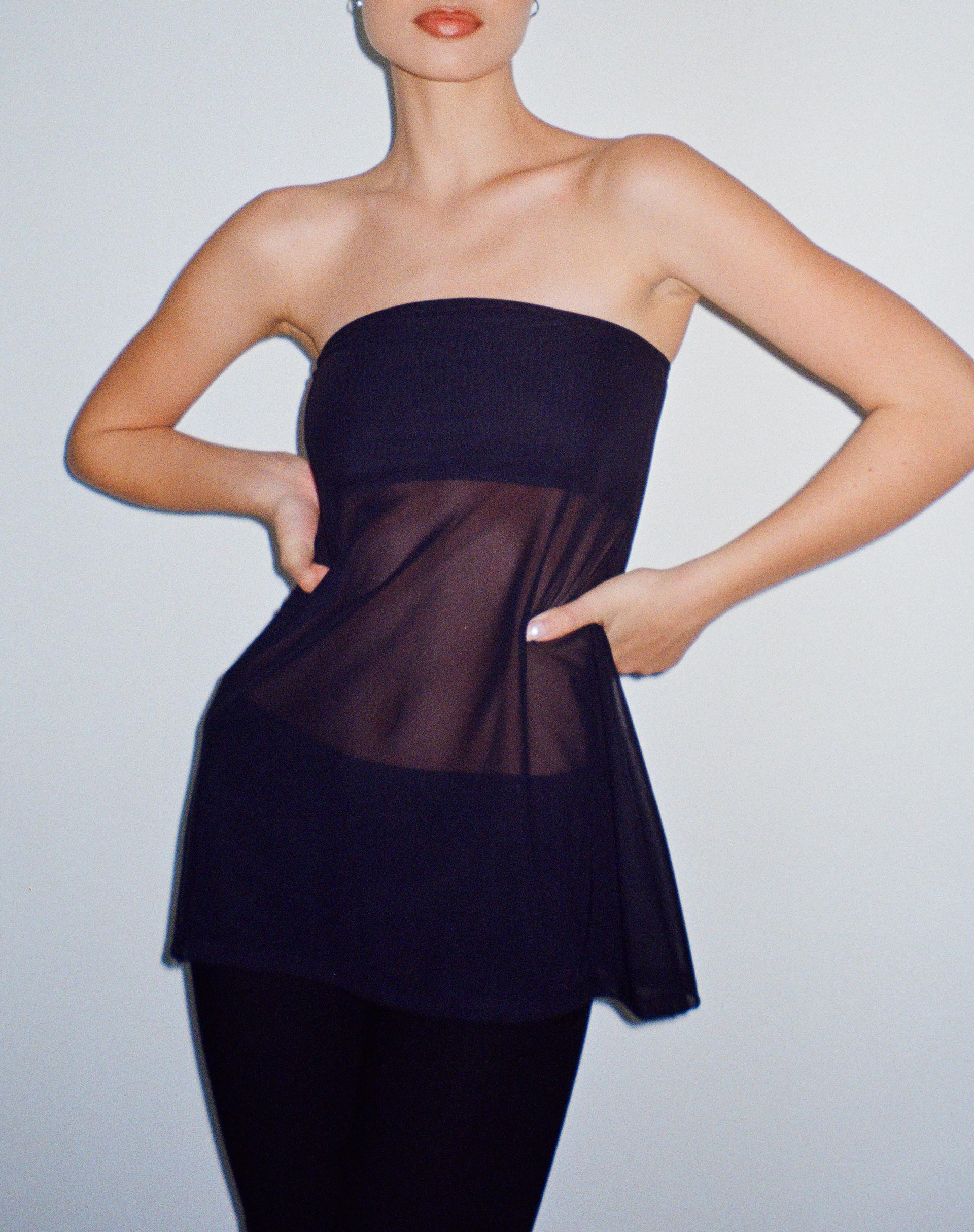 Afbeelding van Bilancia Bandeau Mesh Top in Zwart