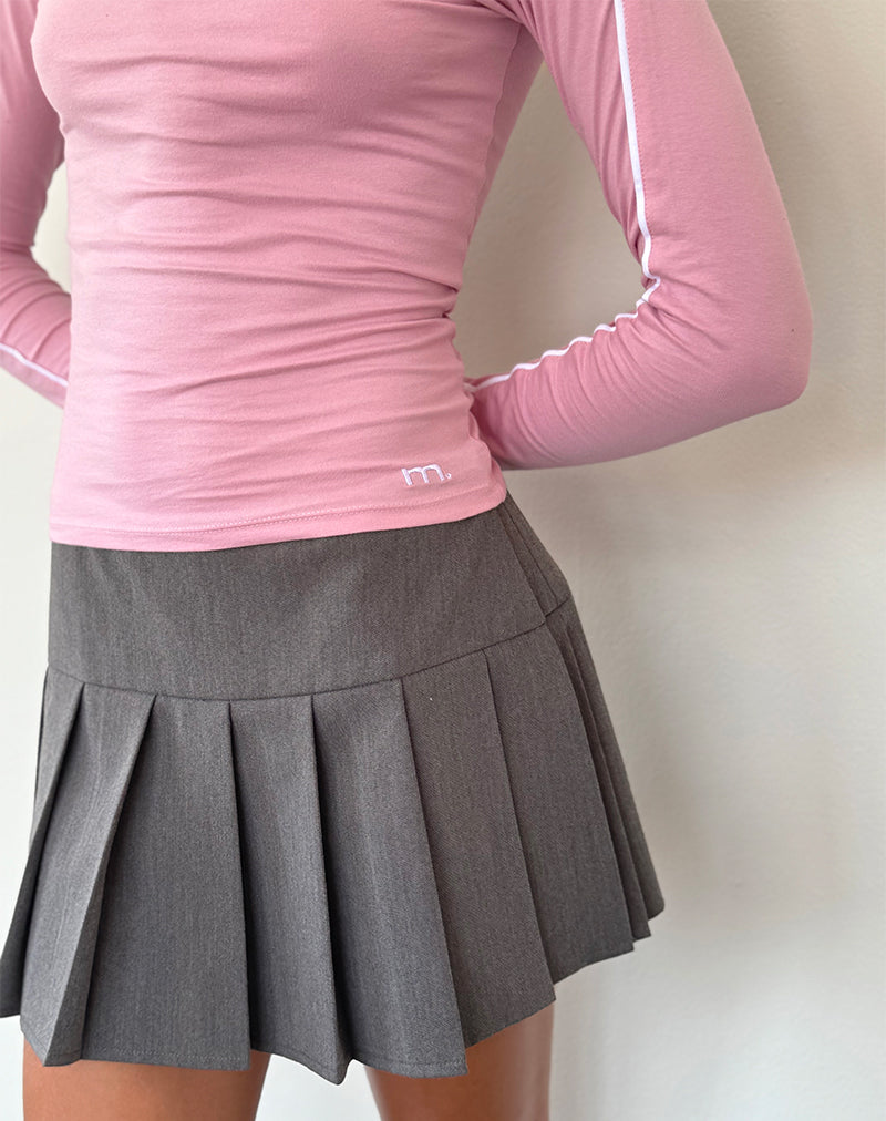 Afbeelding van Bonija Lange Mouw Top in Flamingo Roze met Witte Biezen en M Borduring