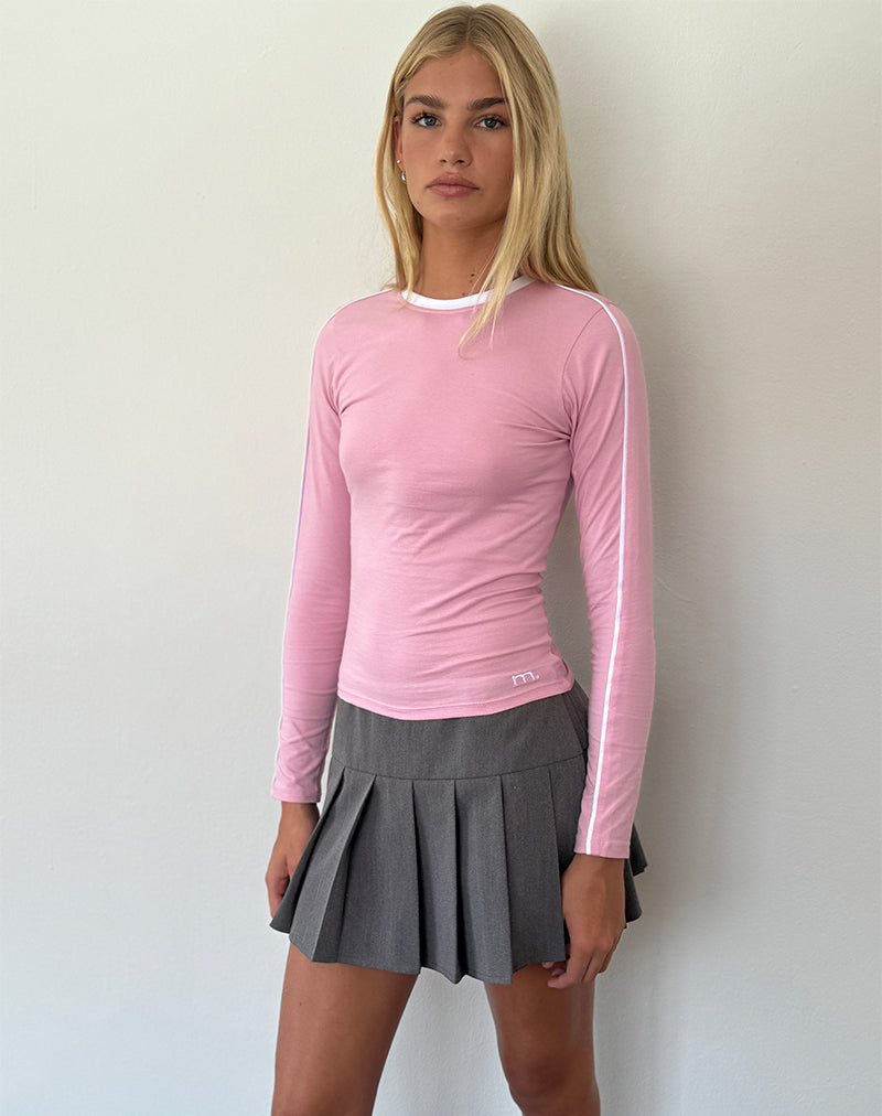 Afbeelding van Bonija Lange Mouw Top in Flamingo Roze met Witte Biezen en M Borduring