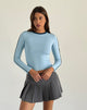 Afbeelding van Bonija Lange Mouw Top in Nantucket Blue met Navy Biezen en M Borduring