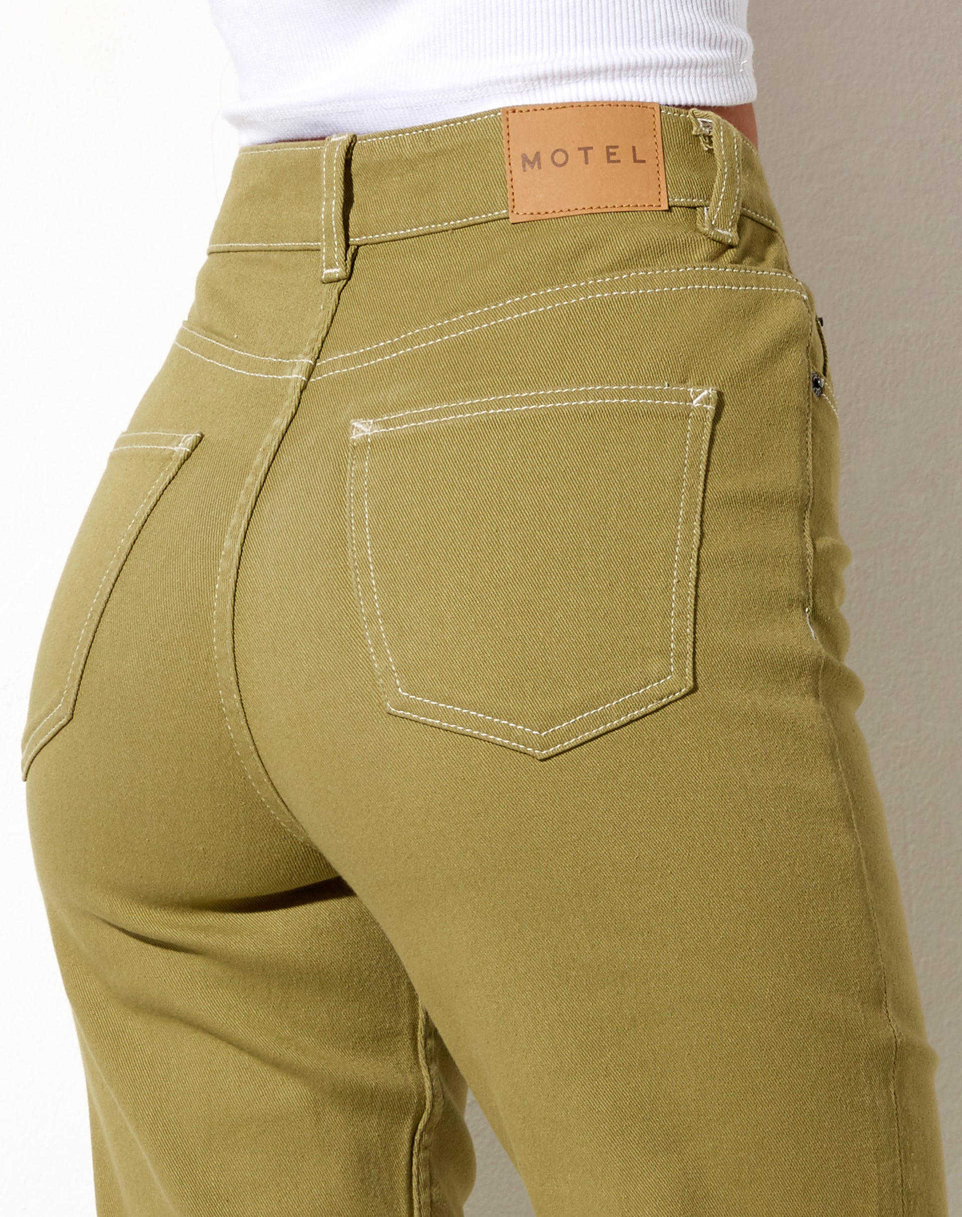 Afbeelding van Bootleg Jeans in Green Moss
