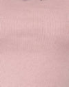 Roze dame met zwart kant