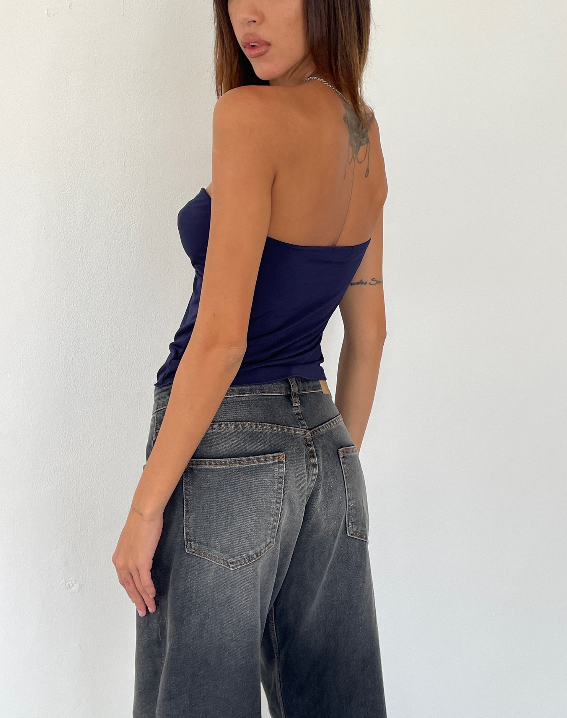 Afbeelding van Brea Bandeau Vlinder Top in Slinky Navy