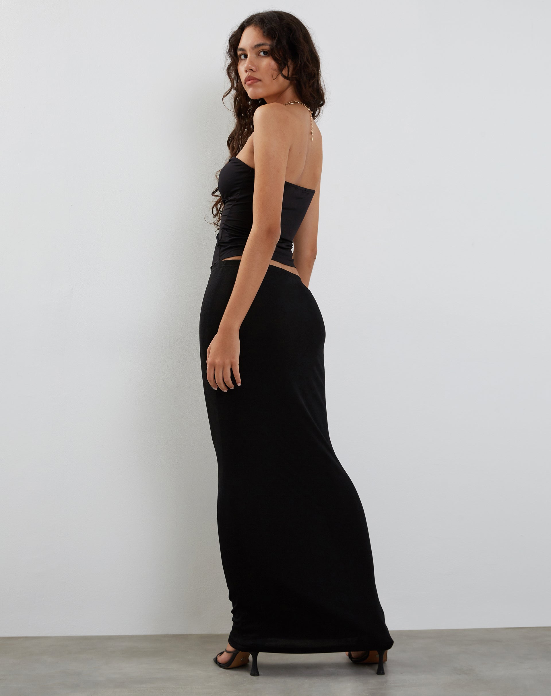 Afbeelding van Brea Bandeau Top in Slinky Zwart