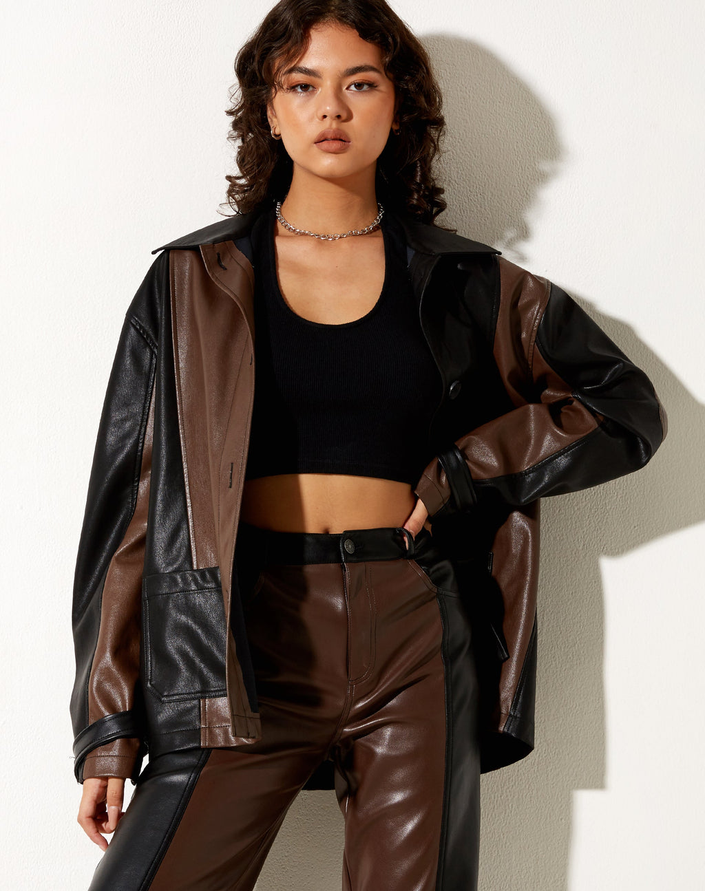 Bugi Jacket in PU Bittere Chocolade