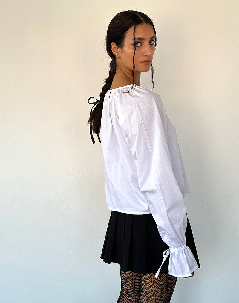 Afbeelding van Bulila Strikmouw Blouse in Wit Popeline