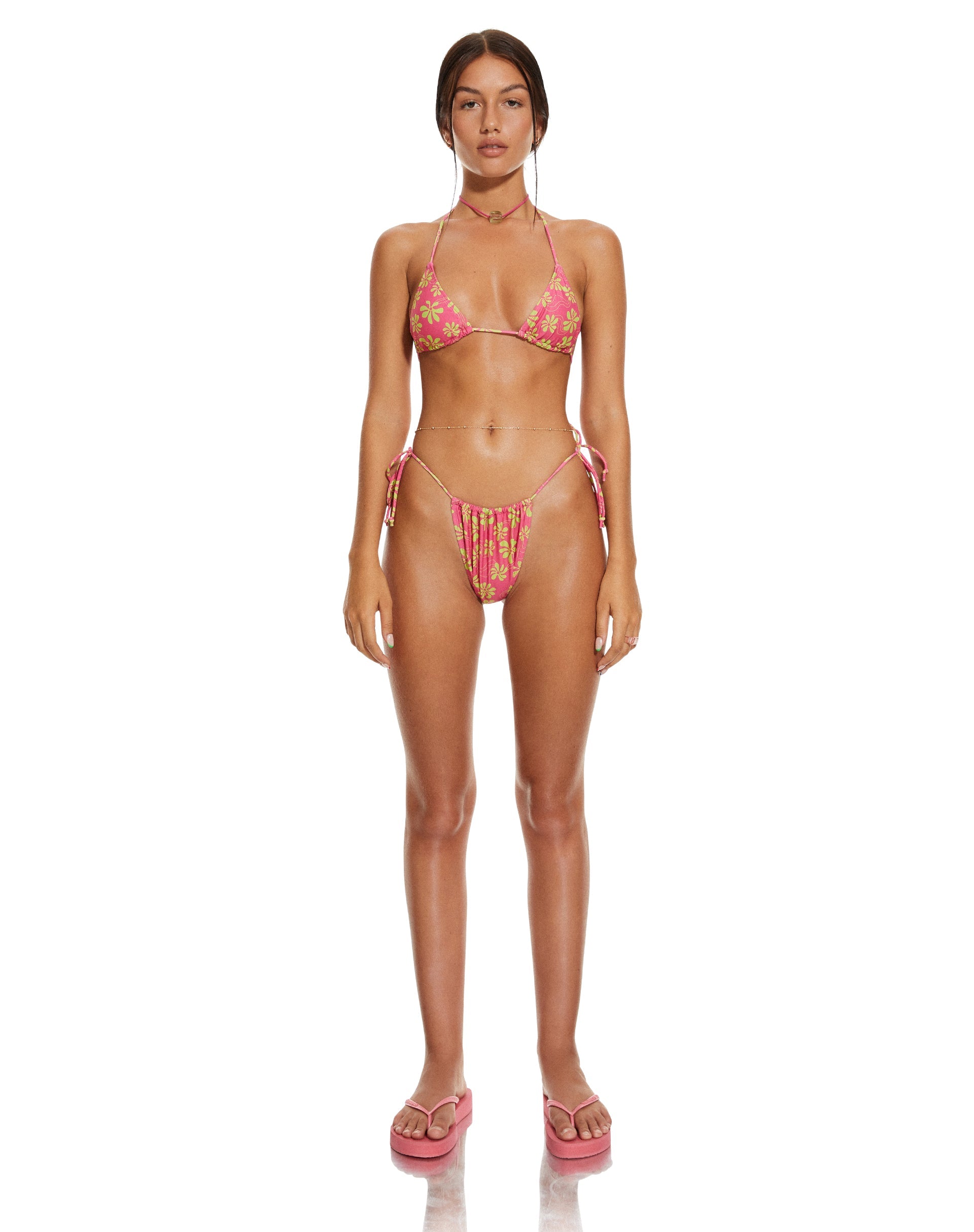 Afbeelding van MOTEL X BARBARA Leyna Bikinibroekje in 90s Beachy Floral Hot Pink